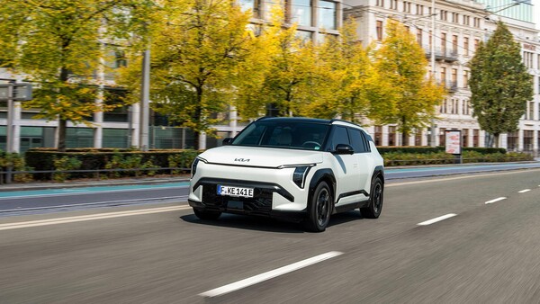 기아 EV3는 2024 탑기어 어워즈 '올해의 크로스오버'에 선정됐다. / 사진=기아