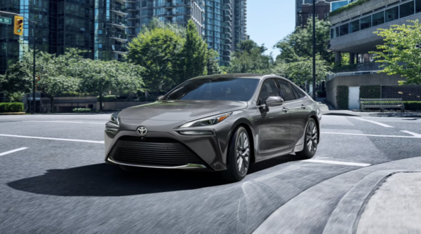 토요타의 수소전기차 미라이 / 사진=토요타